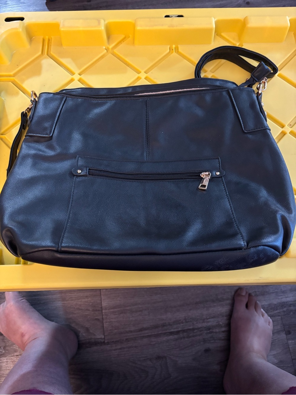 Classic Black Women's Leather Shoulder Bag - Versatile Everyday Tote
